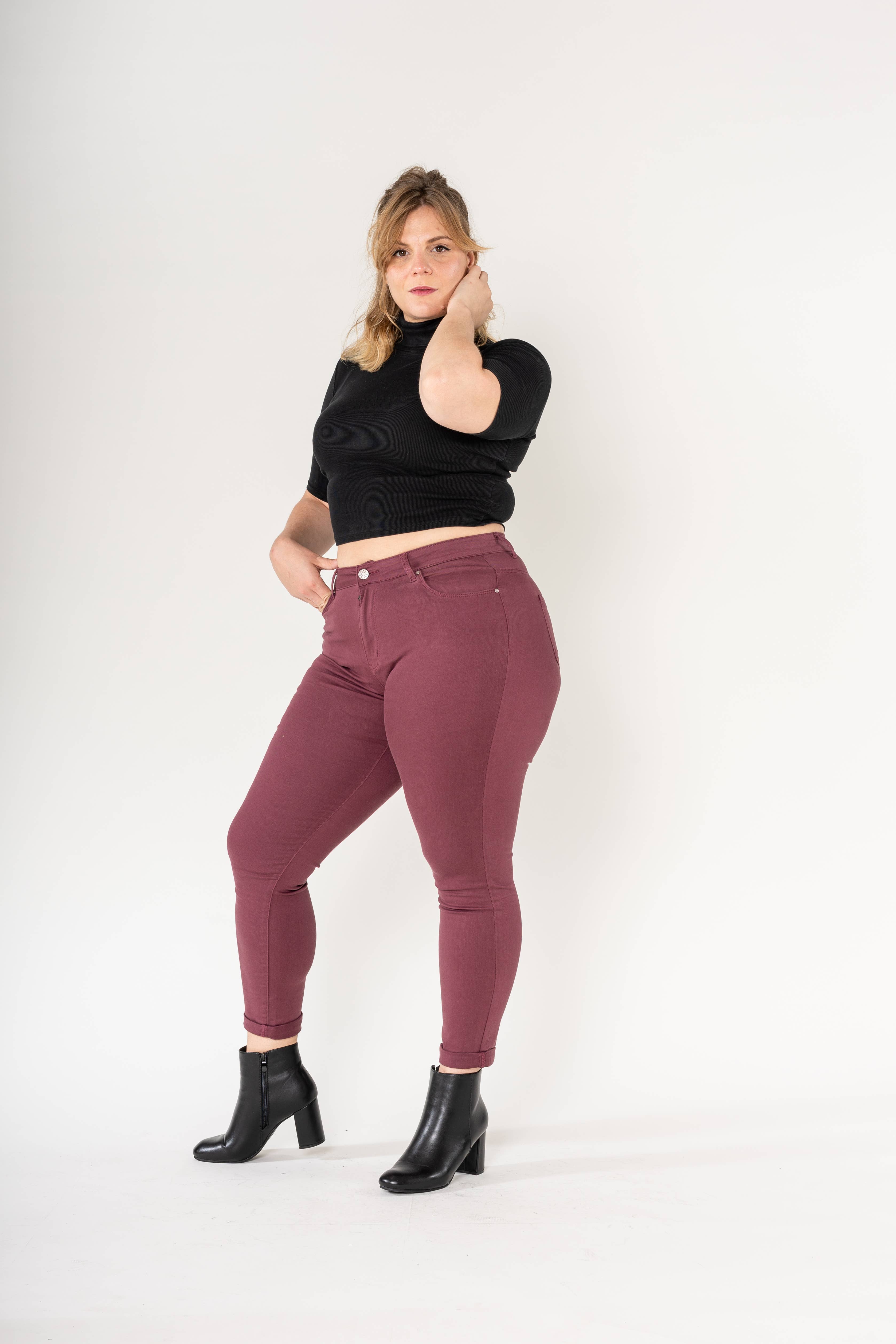 Nina Carter – Calças - Mulher por atacado – Tamanho Plus Curve Plus Tamanho Voltar ao Pescoço P199125