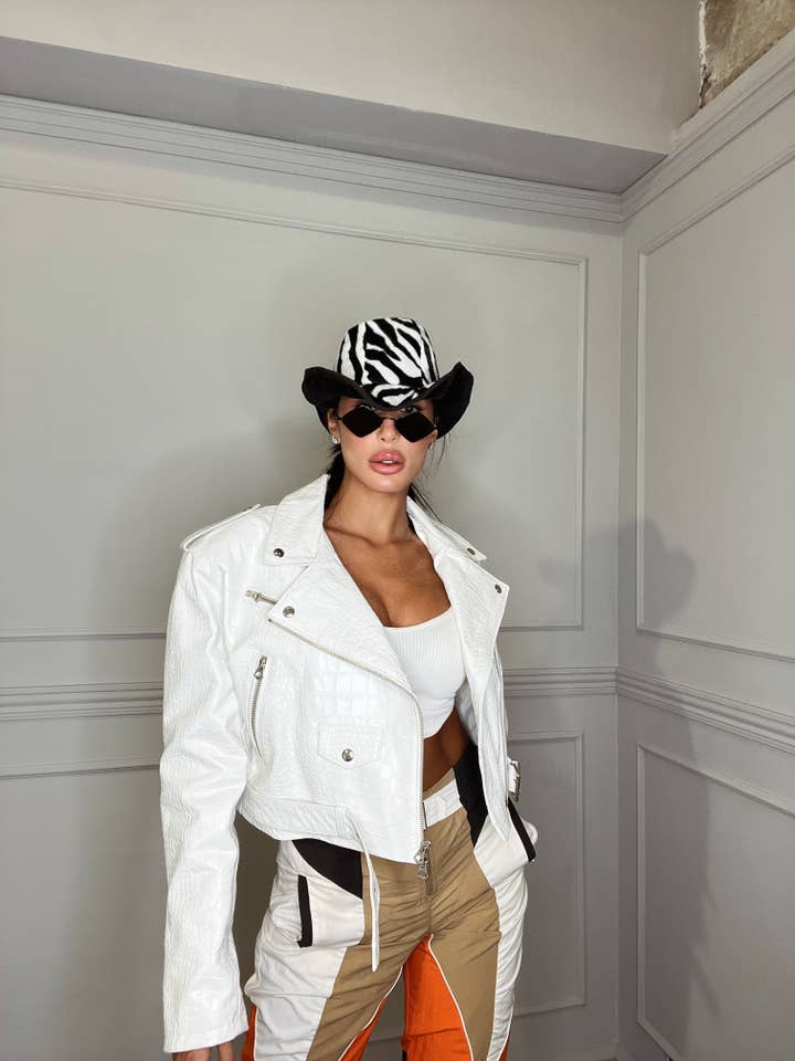 VESTE EN CUIR VÉRITABLE ~ BLANC COCO pour la vente par LAB22