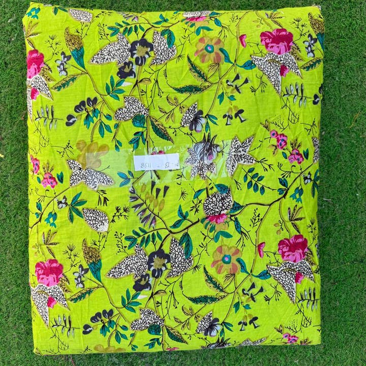 bhavnas boutique - Wholesale Fabric paint - New Design Block Print Cotton Dressmaking Fabric By the Yard4