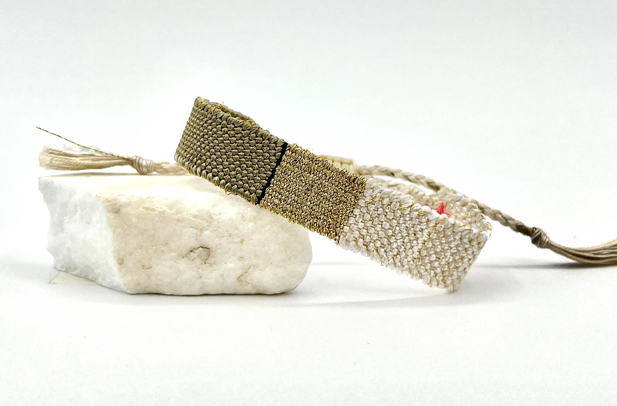 MURAVITO - Wholesale Woven/Braided Bracelet - HARMONY 123