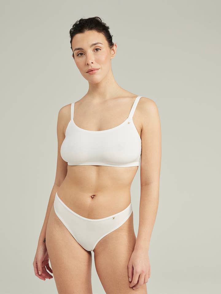 Bralette à encolure dégagée The Stretch - Coton blanc pour la vente par Nudea