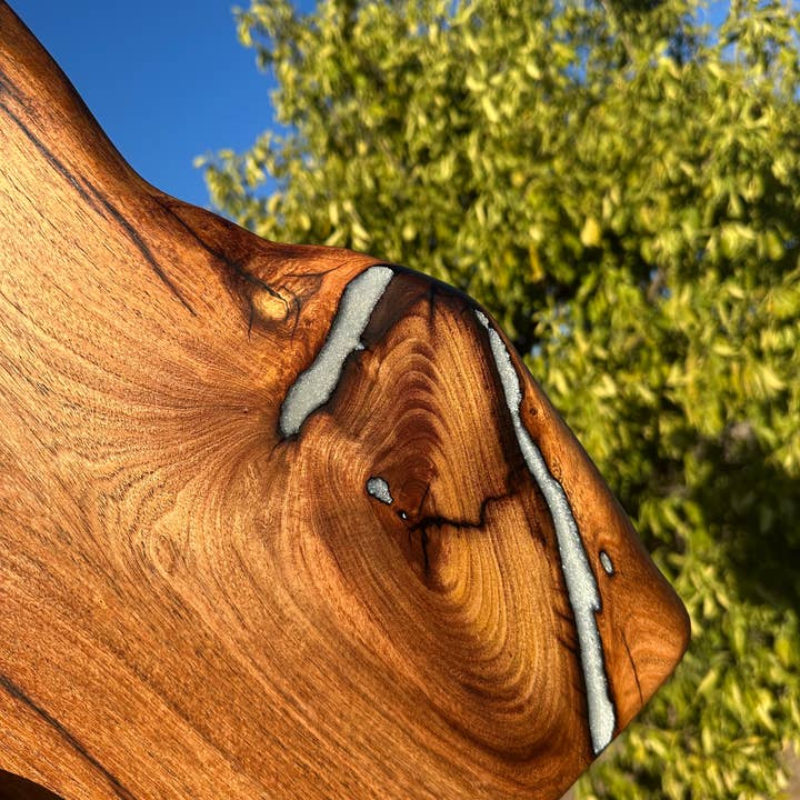 Bosqueinlay@gmail.com - Venta al por mayor Tablas de cortar - Tabla de cortar de mezquite con incrustaciones de epoxi de nácar