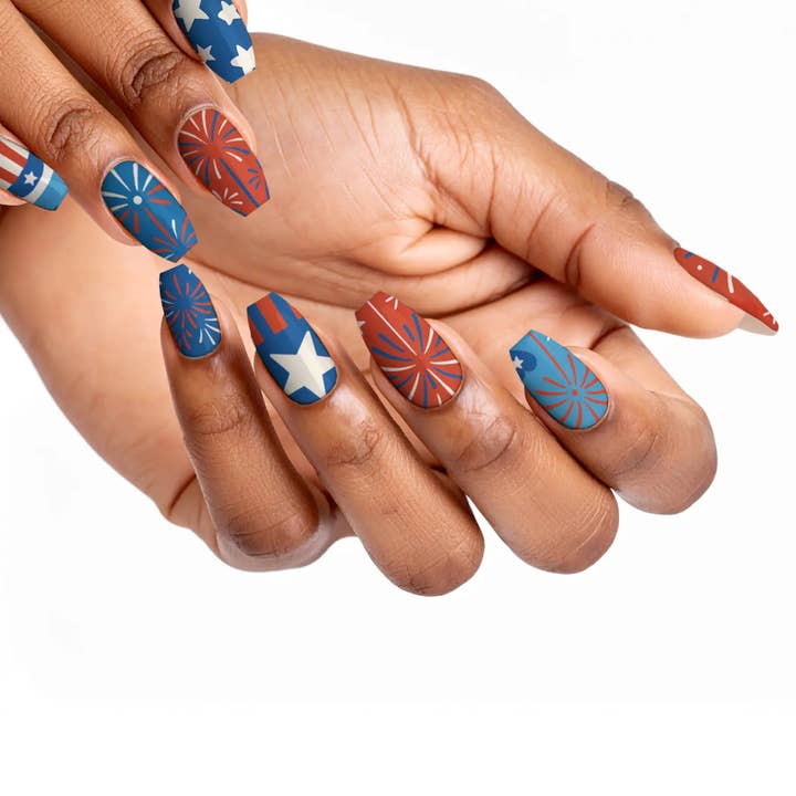 FYNE BODY - Wholesale Press-on/fake nails - Glitter Beam 4th of July Press-On Nails60