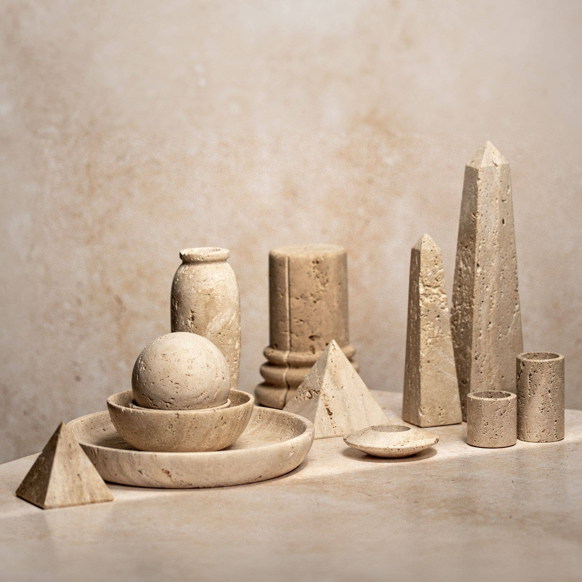 WIDDOP and Co. – wholesale Vas – Hestia Travertin Dekorativ Skål - 10 cm4