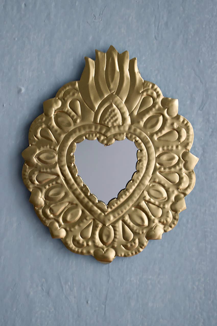 P.I.Project America - Wholesale Decorative Tassel/Wall Drop - Ornement en étain Milagro mexicain cœur sacré doré7