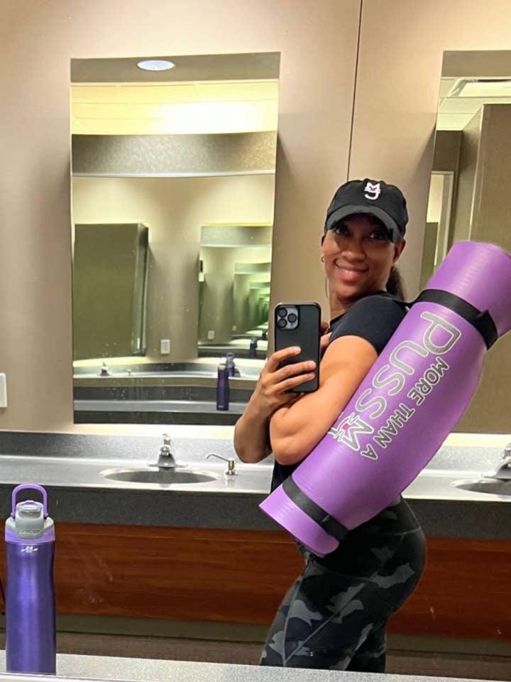 Possède ton tapis - Tapis de yoga pour la vente par M.T.A.P. Clothing