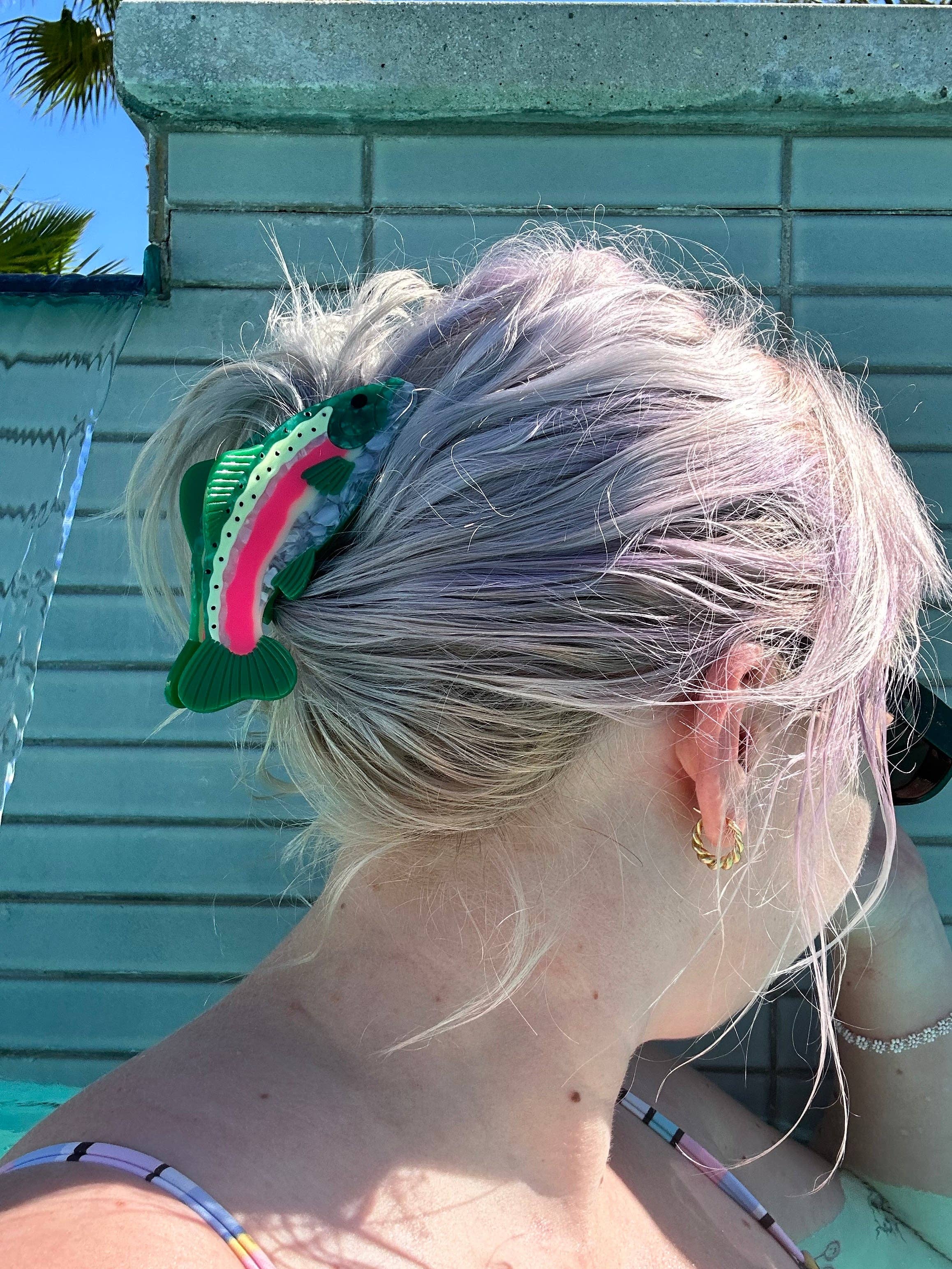 The Peach Fuzz - Wholesale Hair Accessories Set - Women's - Rainbow Trout Hair Claw9