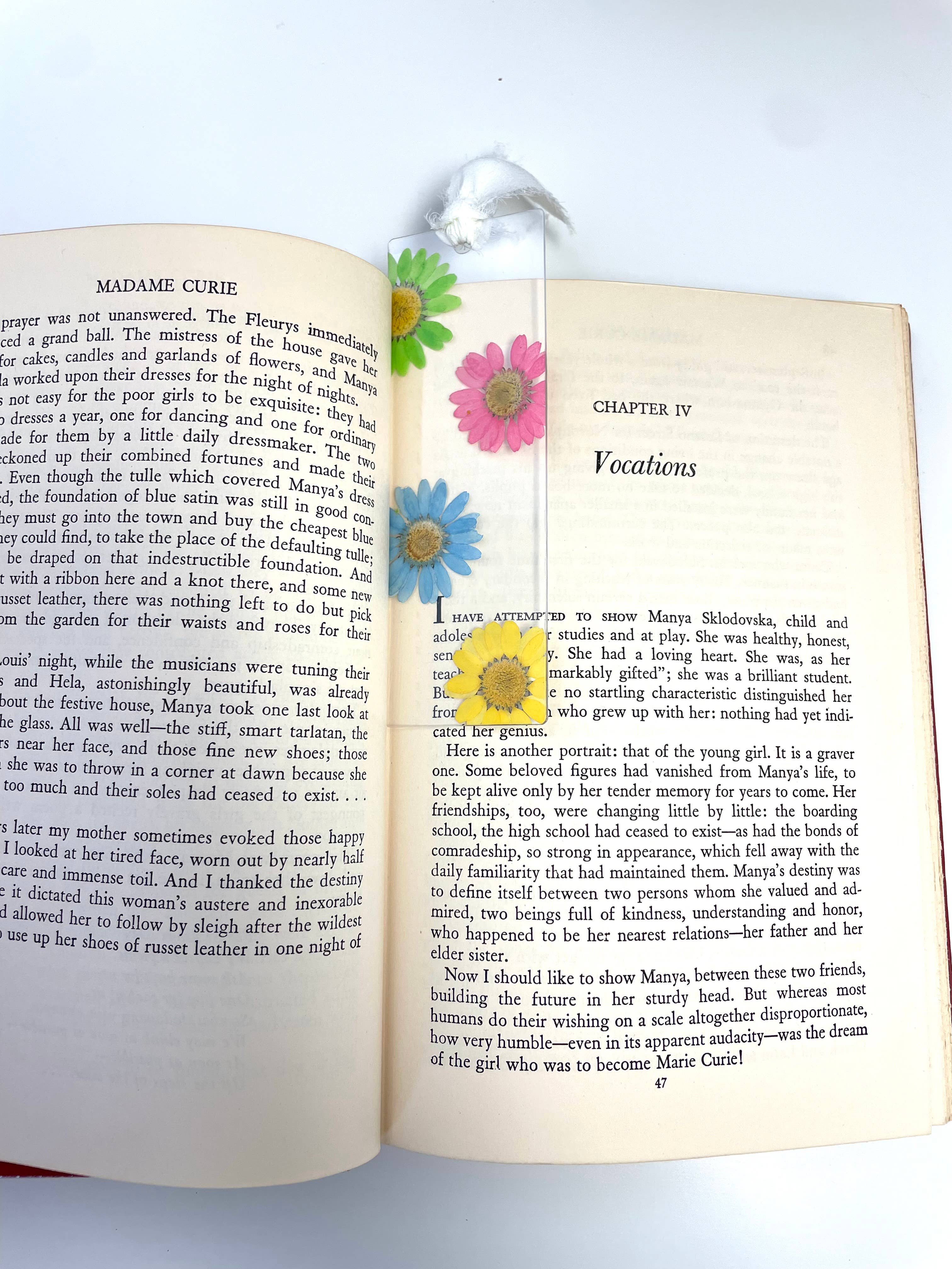 Sunnie Lane - Wholesale Bookmark - Pressed Flower Bookmark - Made With Real Flowers4