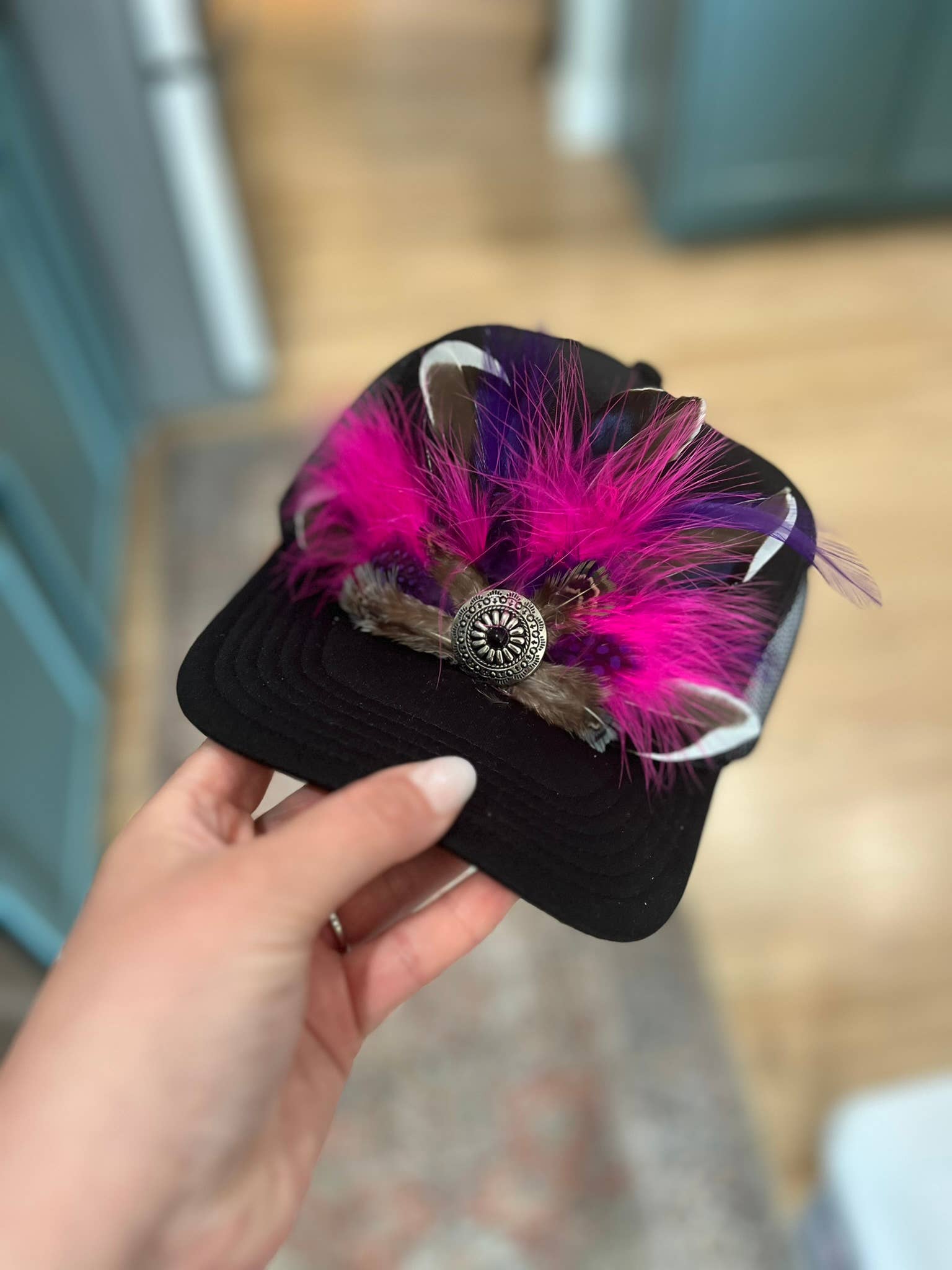 TrendyKeys – wholesale Trucker hat – Women’s – Feather Trucker Hat, Handmade, Unique, One of a Kind3