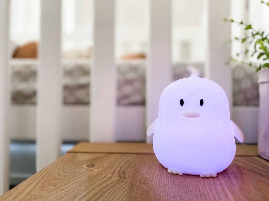 Babystudio - Wholesale Night light – Child & baby - Soft Silicon Night Light - Penguin1