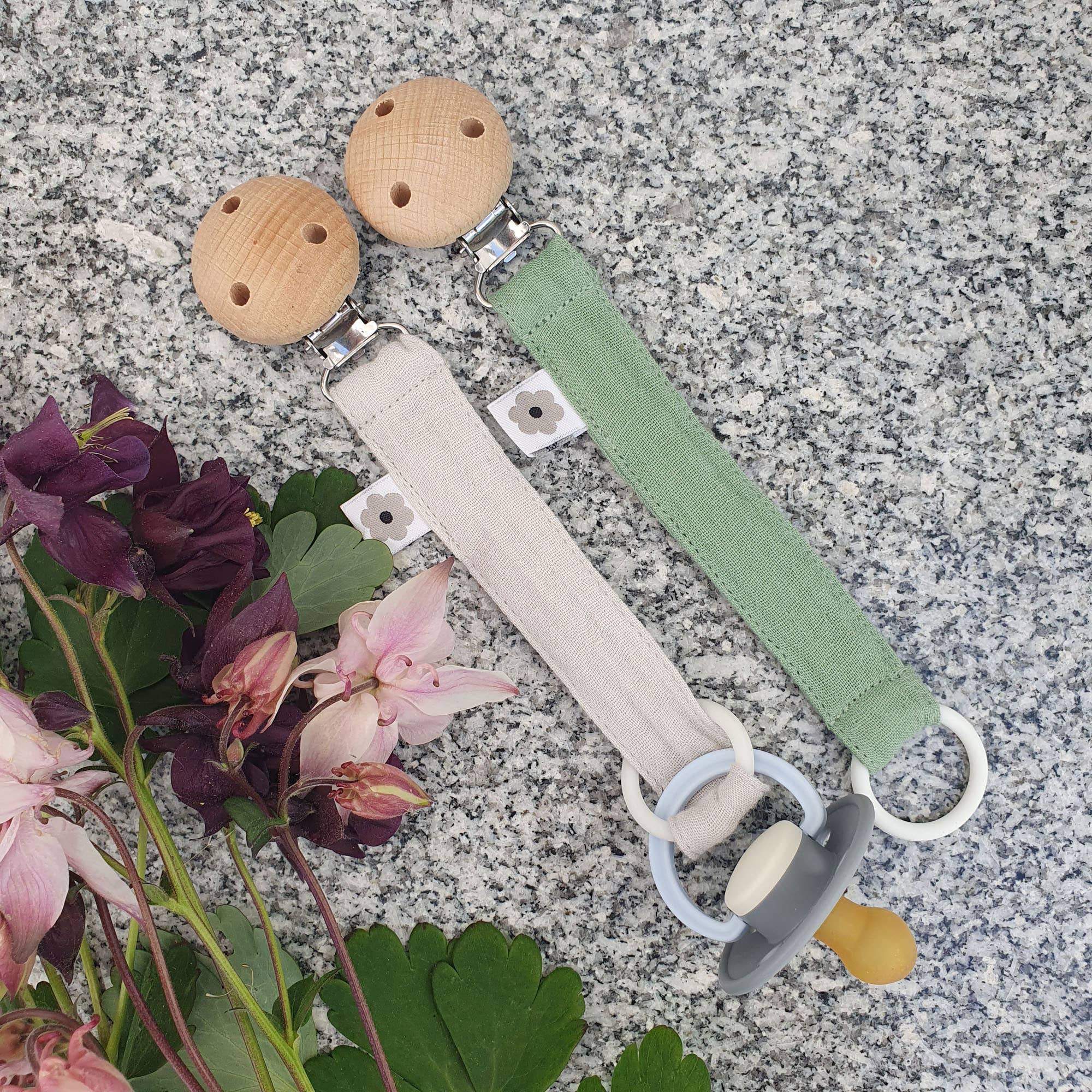 Summerville organic - Wholesale Pacifier Clip - Baby - Organic Pacifier Clip Muslin Basil7