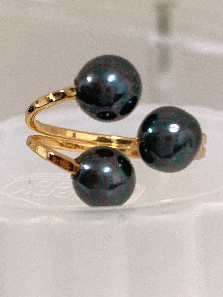 Hawaiian Hamilton Gold Double Triple Pearl ring with new pea for wholesale by Anela's Jewelry