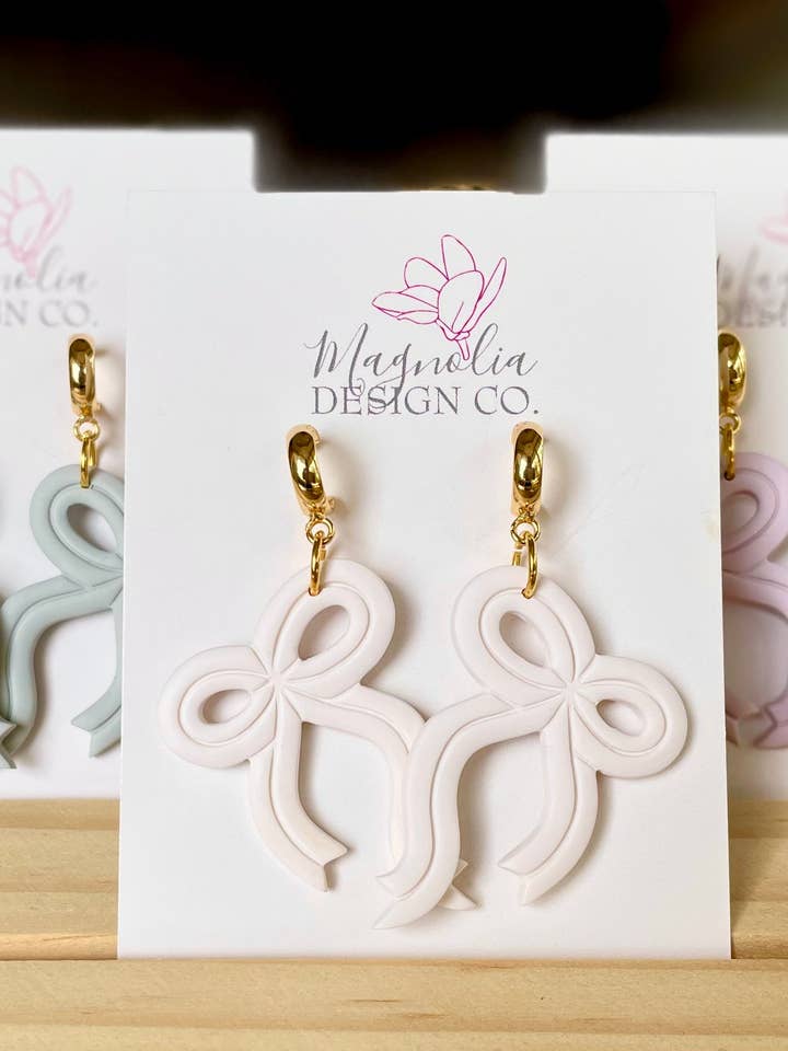 Ribbon Bow for wholesale by Magnolia Design Company