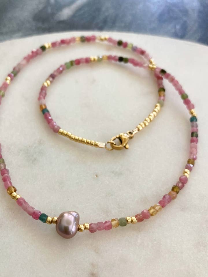 Collier de perles grises en tourmaline pour la vente par Designed by Emily Ann