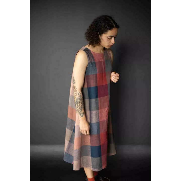 Merchant and Mills - Wholesale Craft sewing kit - The Trapeze Sewing Pattern UK 6-181