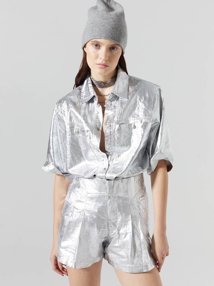 Argento Pantaloncini Frida in lino metallizzato - New Silver in vendita all'ingrosso su Faire0