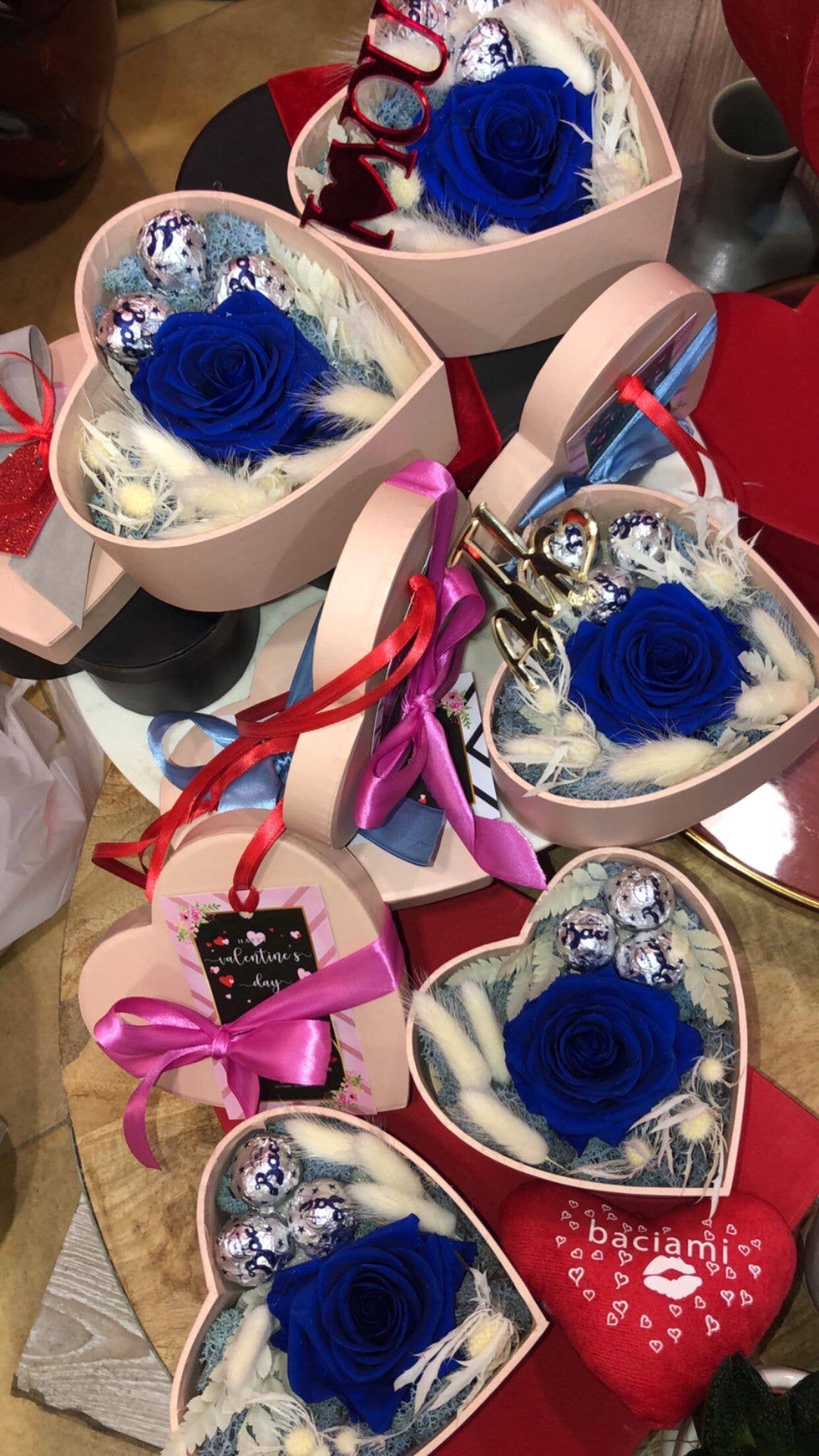 B&P Italia – Caixa decorativa por atacado – Conjunto de 2 caixas em formato de coração feitas de papelão de alta qualidade7