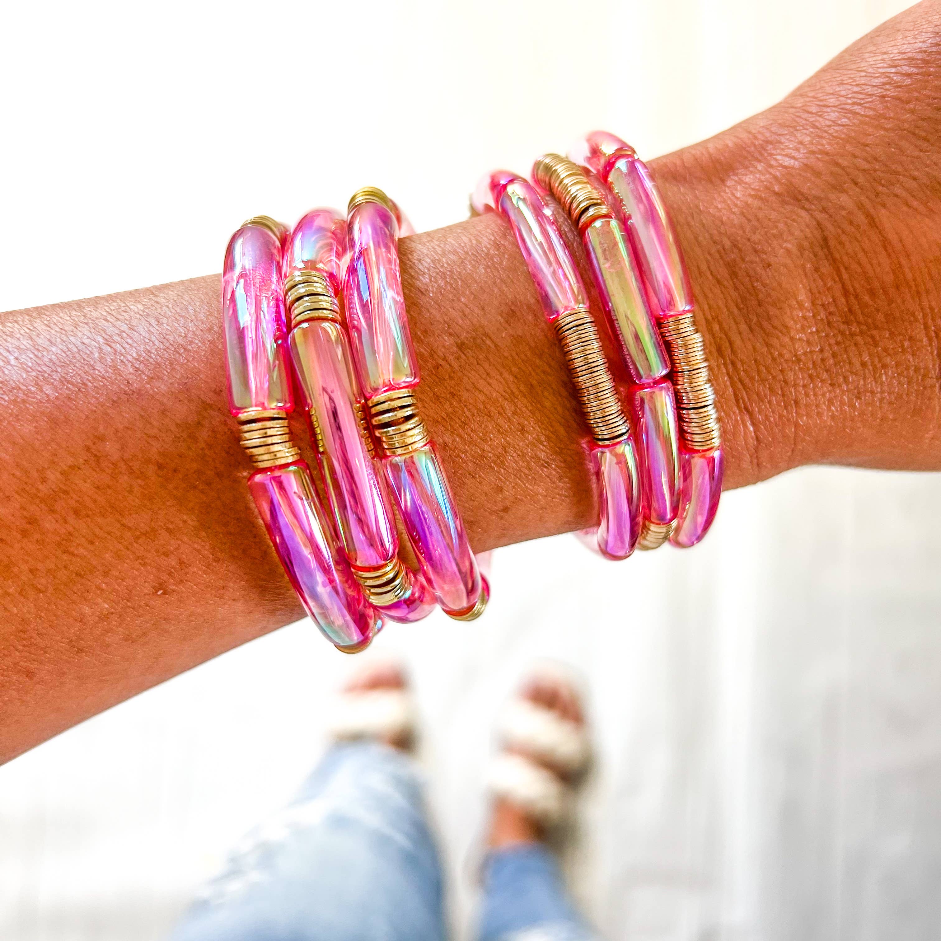 Savvy Bling - Wholesale Armband met kralen - Metallic #46 heldere roze bamboe armband van acryl0