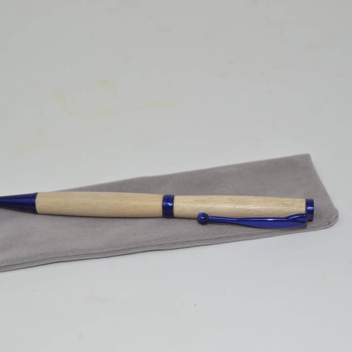 Handmade wooden ballpoint pen hornbeam gift personalised for wholesale by Huizbirn