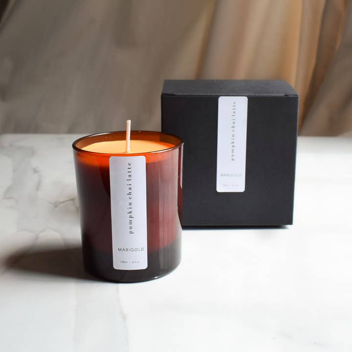 Marigold Charms - Vendita all'ingrosso Candela in vasetto - Candela Chai Latte alla zucca 180 ml