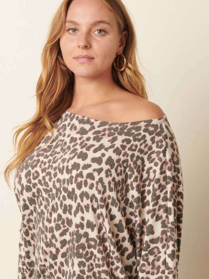 LEOPARD TOP WITH DOLMAN SLEEVES for wholesale by mittoshop