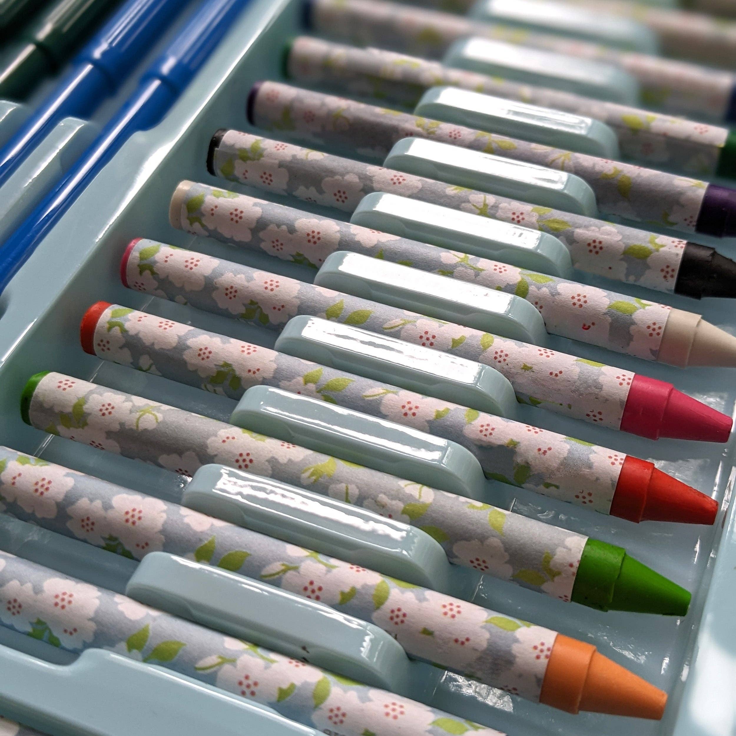 Robert Frederick Ltd – wholesale Art set – Child & baby – Peter Rabbit Children's 53 Piece Art Set3