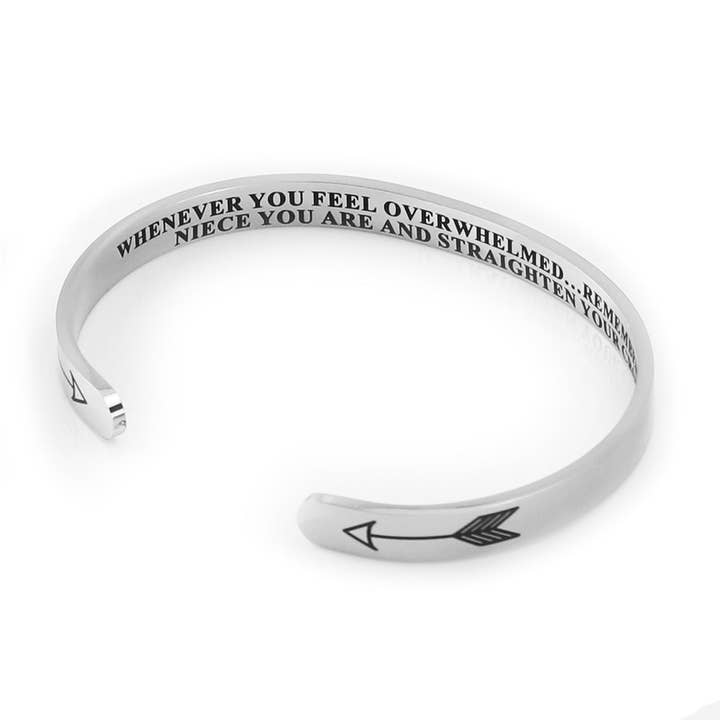 Sempre que você se sentir sobrecarregado, lembre-se de quem você é sobrinha e endireite sua pulseira da coroa por atacado de Engraved4Ever