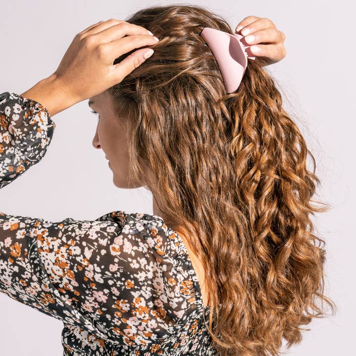 DM Merchandising - Wholesale Hair Clip - Women's - Crush Define Late Claw Hair Clip