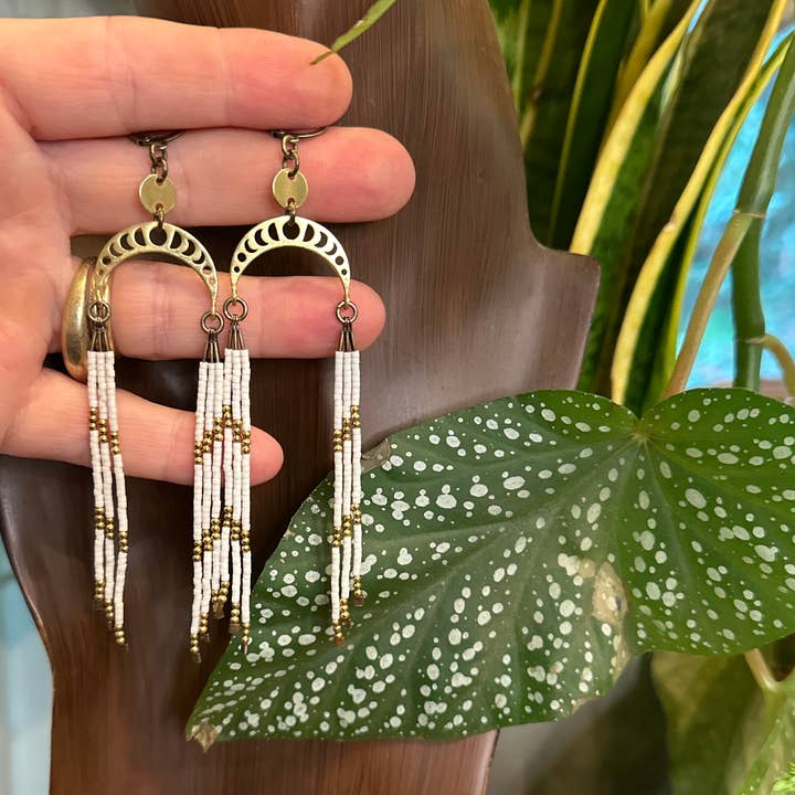 Dancing Willow - Wholesale Dangle Earrings - Magpie Poppy Earrings1