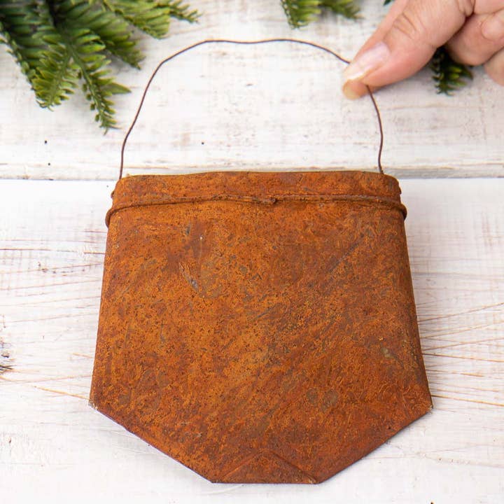 Factory Direct Craft - Wholesale Wall Accent - 4-1/2" Small Rusty Tin Wall Pocket 2