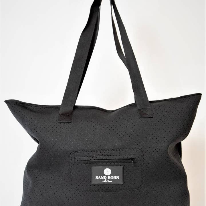 Black Palm Tote for wholesale by AWAY WE GO ACTIVE /BeautyLove
