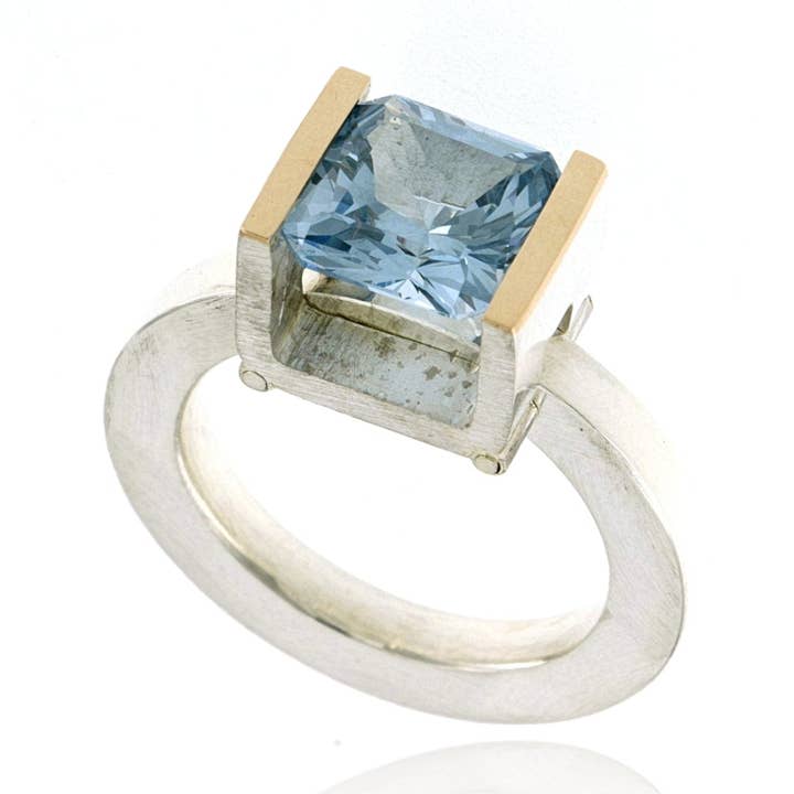 PM 704Q for wholesale by Mysterium Collection