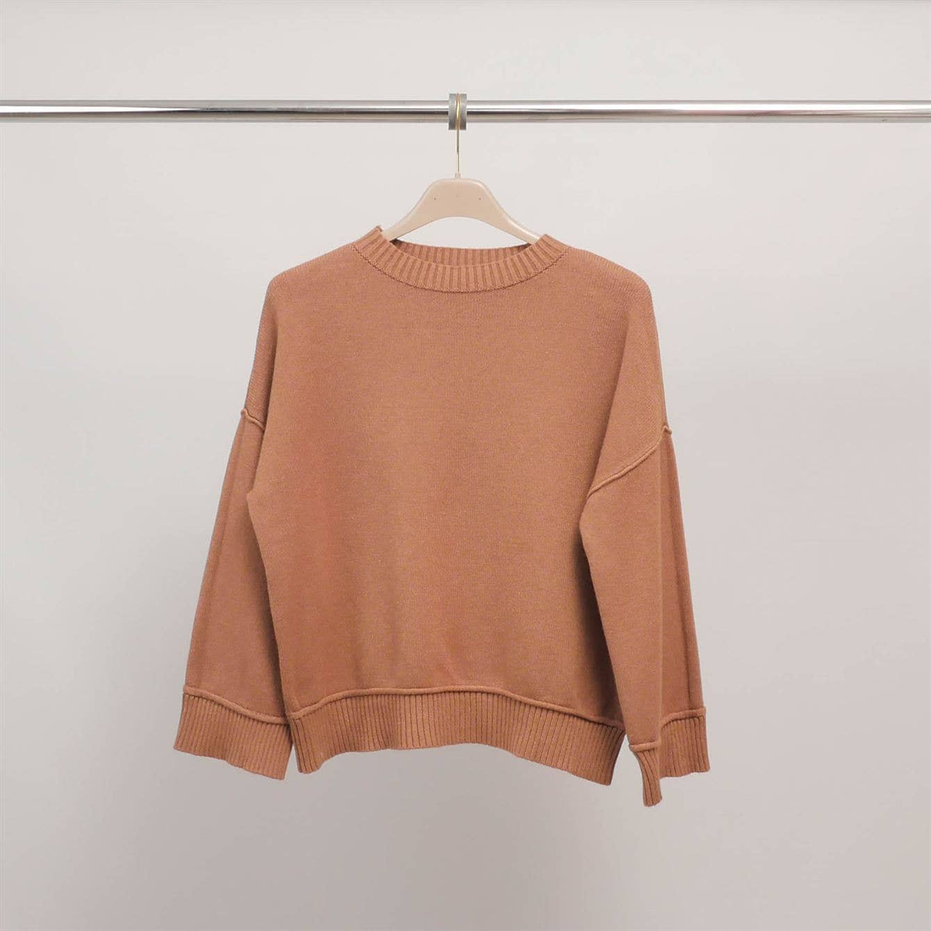 Cecile Wang - Wholesale Knit Sweater - Women's - Soft knit round neck sweater DSY94684