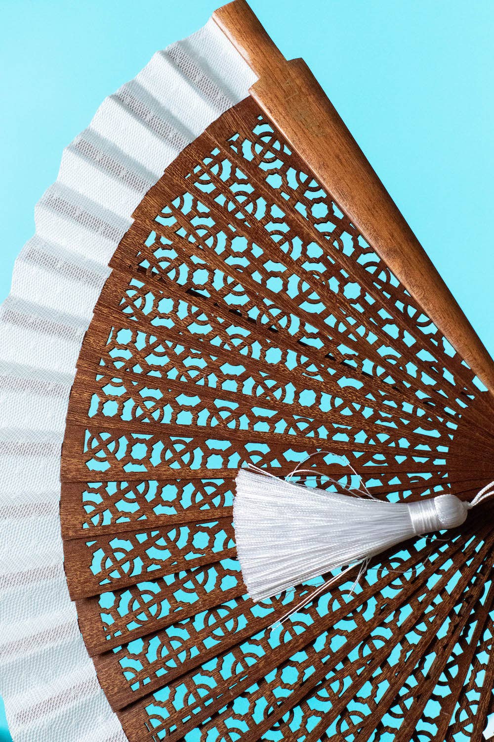 Kanela Fans - Wholesale Handheld Folding Fan - Alhambra Basic Fan2