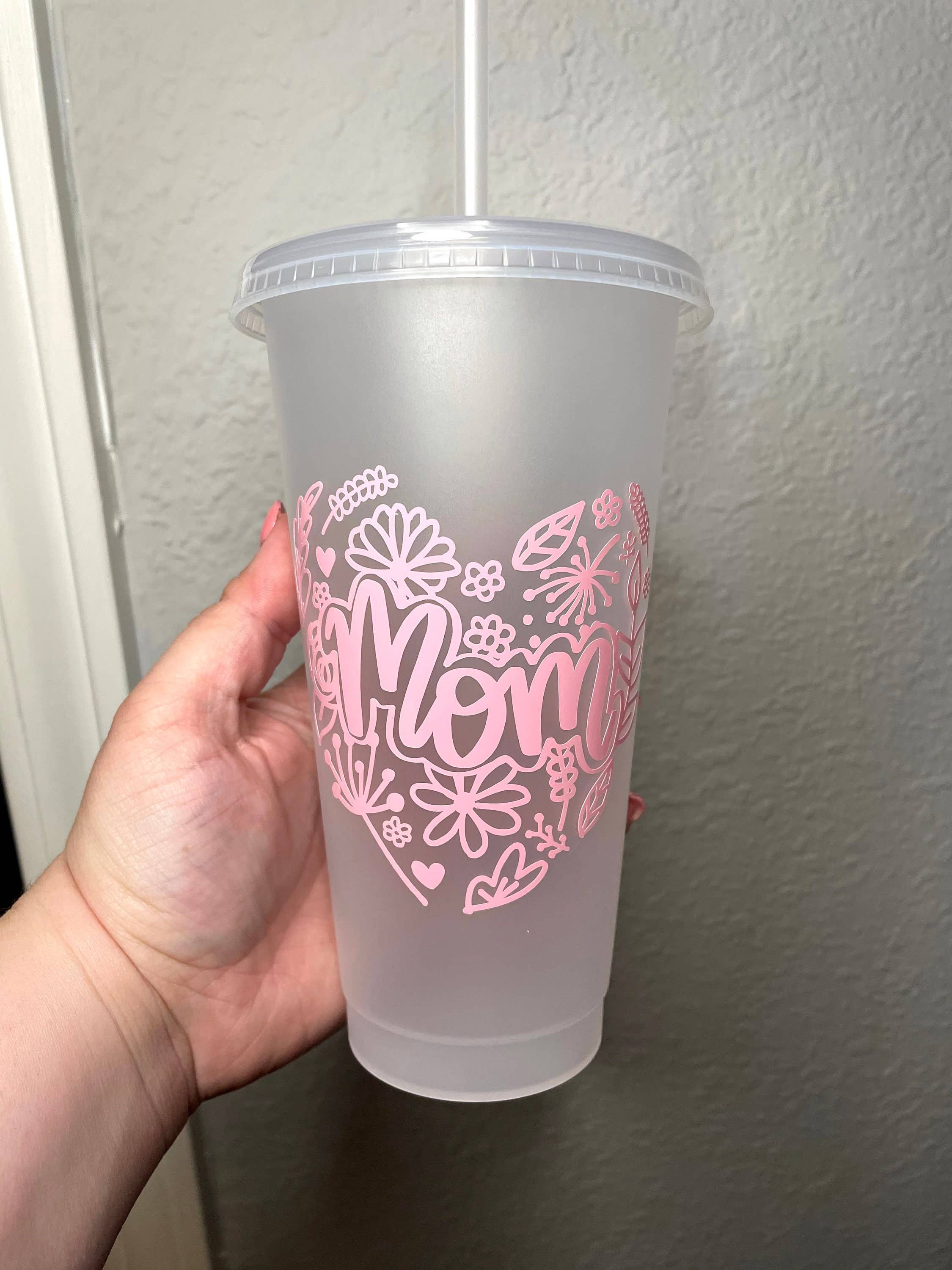 Cre8tionsByCaitlynn – Großhandel Thermotasse/-becher – Mom Mattschwarzer Starbucks-Becher, Starbucks-Tasse für Mama, Muttertag, Mama Kaffeetasse, Mama Eiskaffeetasse4