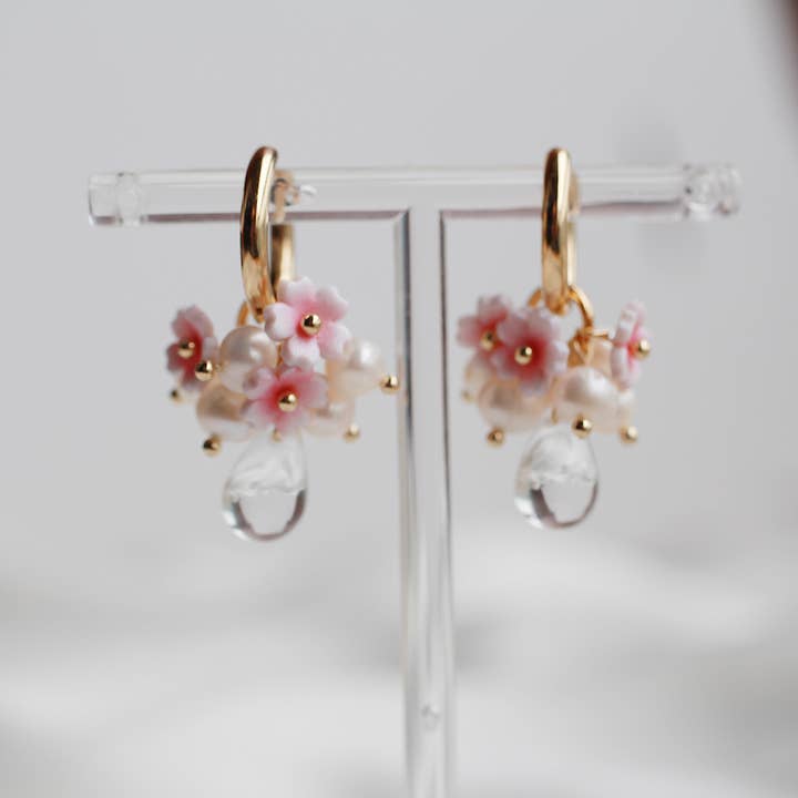 Cherry blossoms and other Purchase Wholesale ljusmassa. Free Returns & Net 60 Terms on Faire trending on Faire.