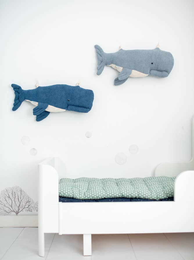 Set van 2 beluga knuffels in blauw voor wholesale door Crochetts