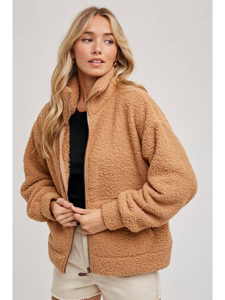 Bluivy – Großhandel Jacke – Damen – JACKE AUS LAMMFELLIMITAT