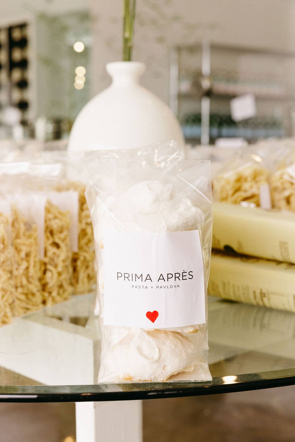 Prima Après - Wholesale Cookie - Vanilla Pavlova – Crisp French Meringue Cookies2