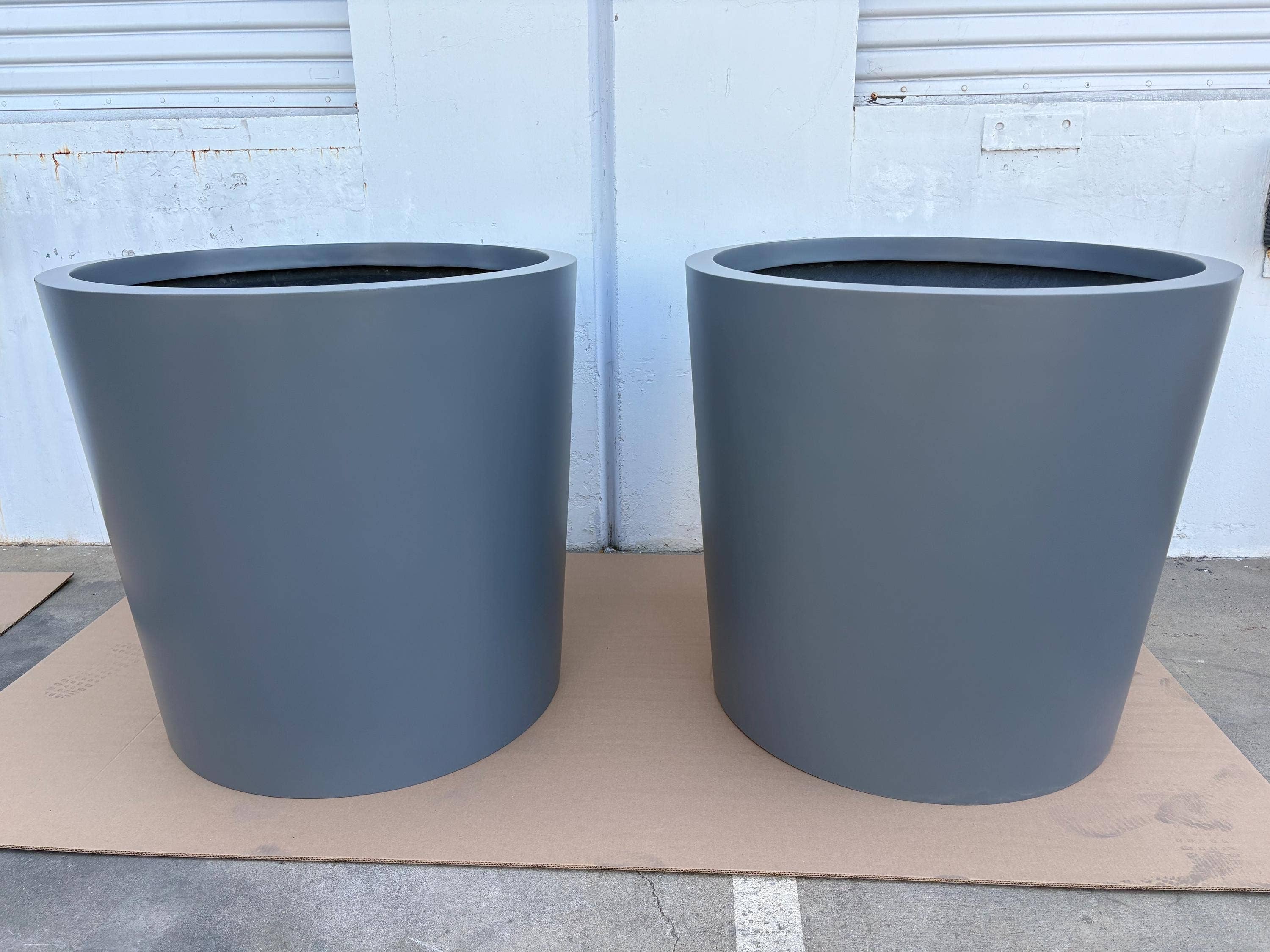 Tikal Composite Designs - Wholesale Plant Pot - Extra Large Round Fiberglass Tree Planter – 36" Diameter4