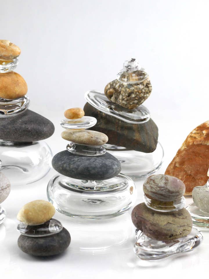 Crystal Cairns - symbol för balans och natur för wholesale av Robert G. Burch