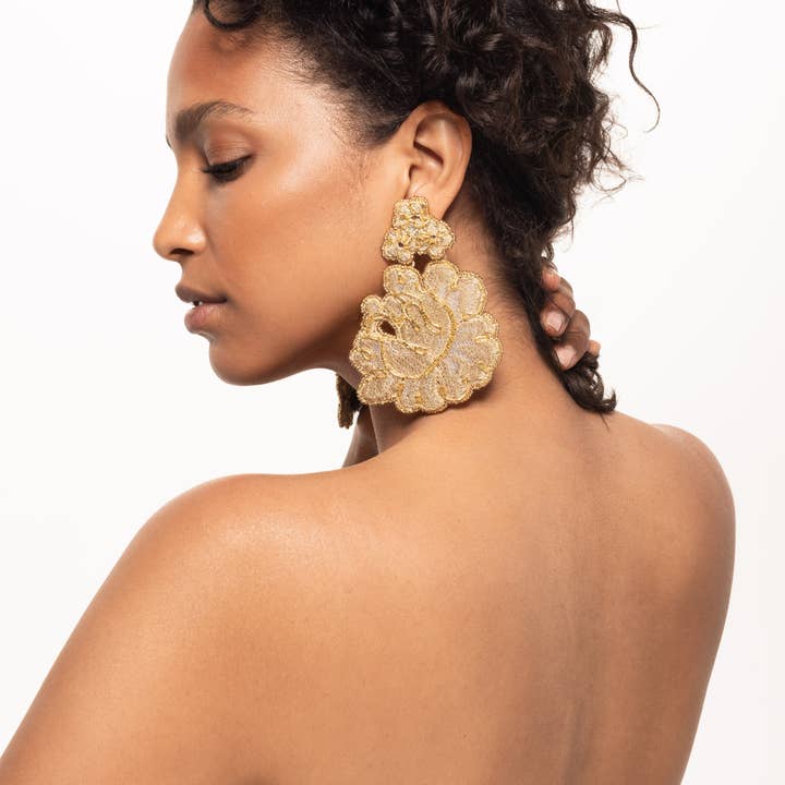 La Grande Rose, Doré pour la vente par ELISABETH SILVERMAN