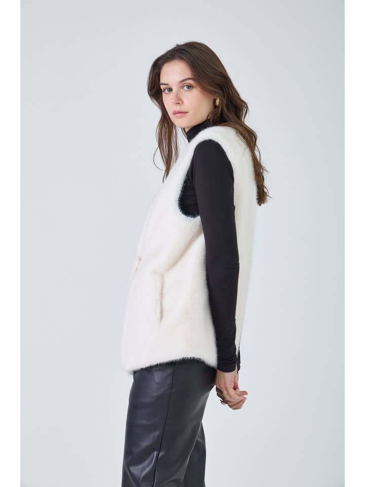 Giovanni Paris - Wholesale Fur/Faux Fur Coat - Women's - Mina Vest10