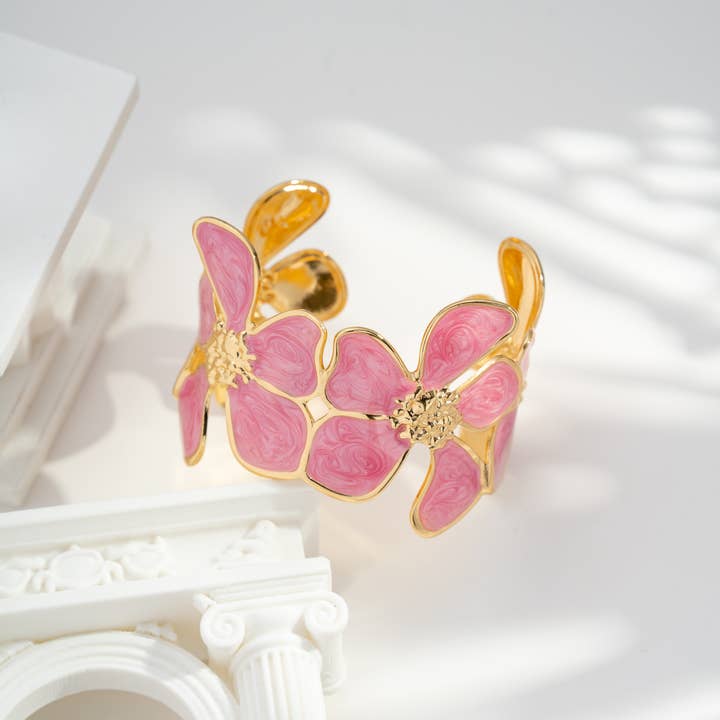COSMOS – wholesale Cuff bracelet – Gold Floral Bracelet with Marbled Flower Adjustable Stainless Steel2