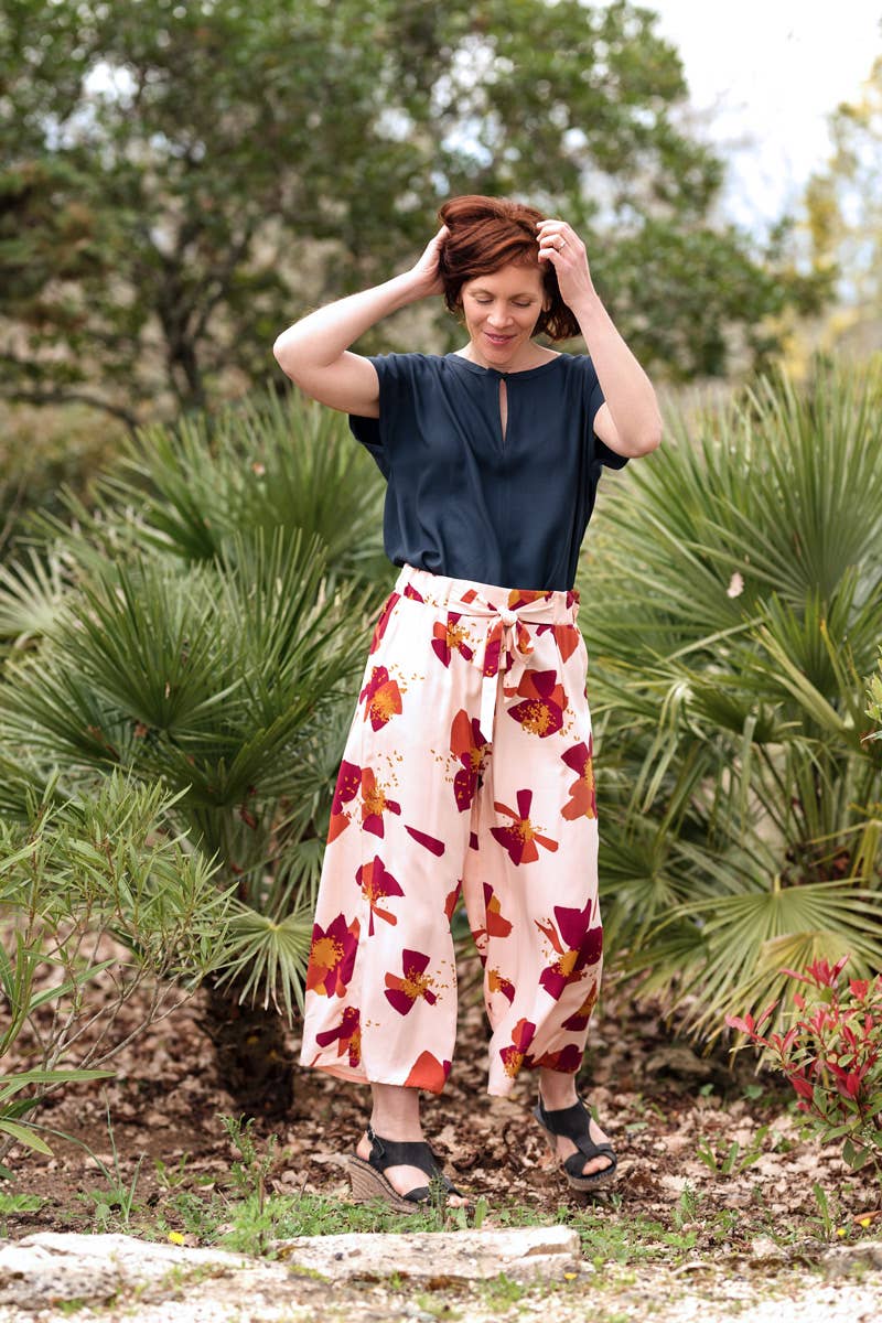 Eglantine et Zoé – Großhandel Stoff – Viscose-Crêpe-Stoff in Ink-Farbe4