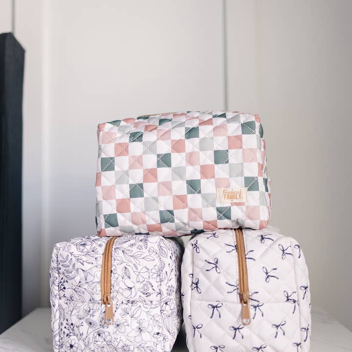 Frederick Family Co. - Wholesale Makeup/Cosmetic Bag - Quilted Carry All Pouch for Women – Large Makeup Organizer Bag, Stand Up Toiletry Case, Wide Zipper Opening, Cute Travel Pouch25