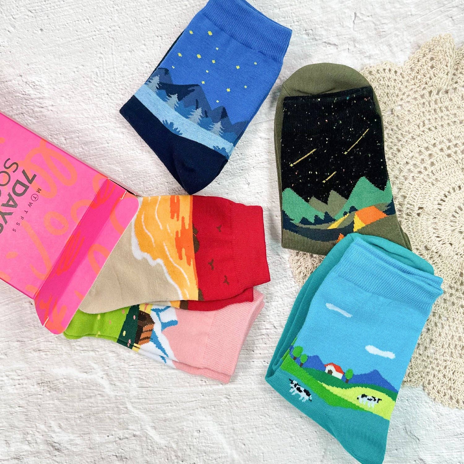 7DAYSSOCKS - Wholesale Socks - Women's - Women's Crew Together With You Socks5