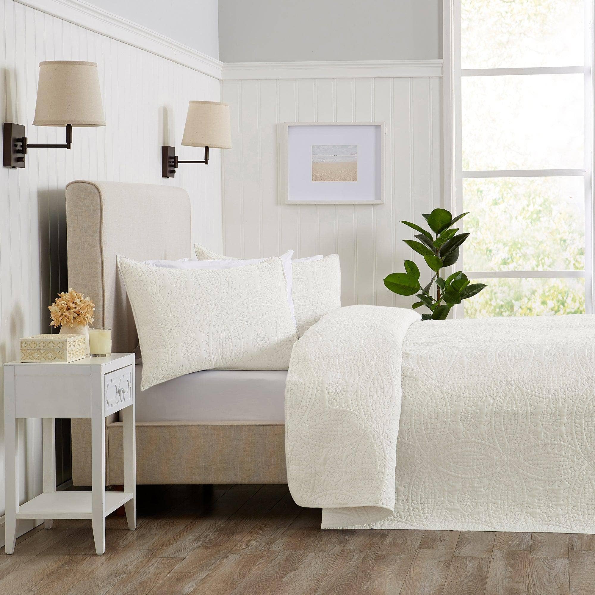 BH Collective - Wholesale Bedding Set - Oversized Quilt & Sham Set - Medallion Stitch - Clara3