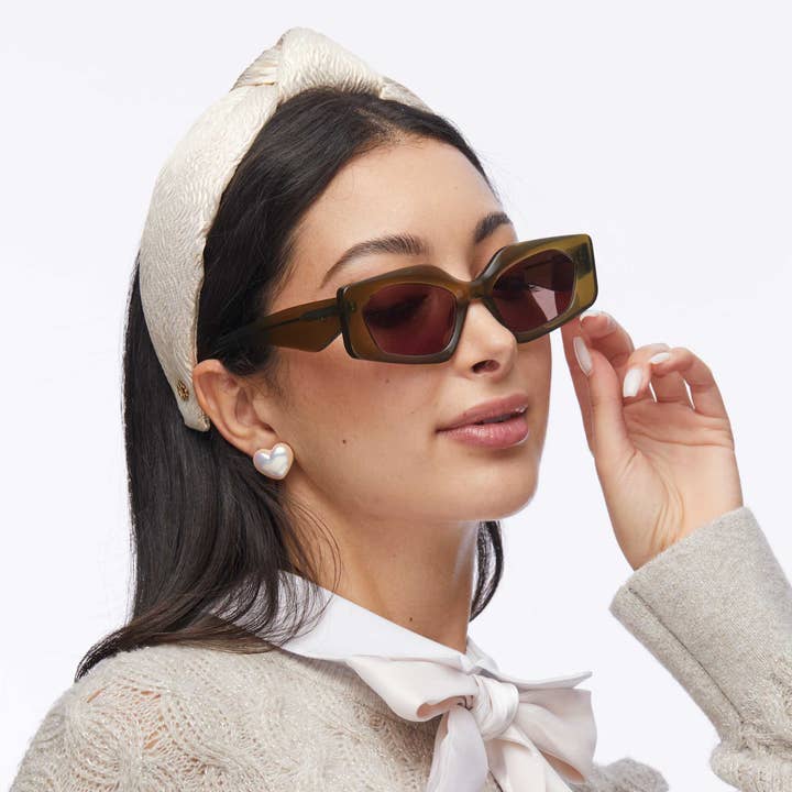 Lele Sadoughi – Großhandel Sonnenbrille/Brille – Baby – OLIVGRÜNE MELROSE-SONNENBRILLE