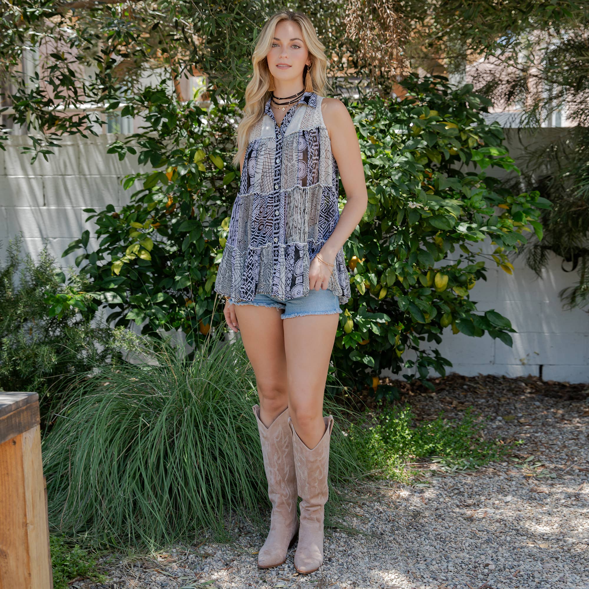 Young Threads - Wholesale Button Down Shirt - Women's - Boho Chic Nomad Patchwork Buttondown Top Sleevel (New Color)44